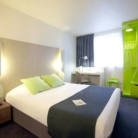 Campanile Sud - Pont De L'arc Hotel 3*
